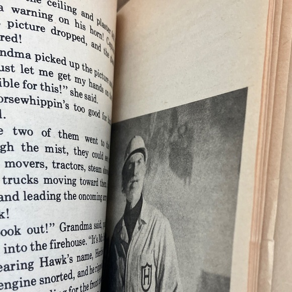 'Herbie Rides Again' 1st printing Sept. 1974 Walt Disney studios softcover Book - Picture 14 of 16